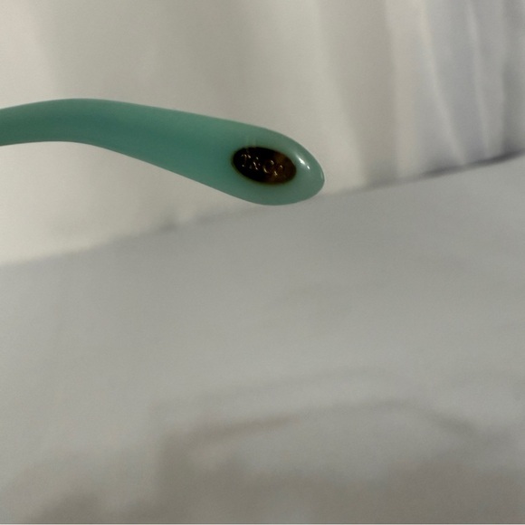 Tiffany & Co Black Gradient Cat-Eye Sunglasses - Picture 7 of 16